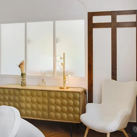 Apartment Grand 2 *